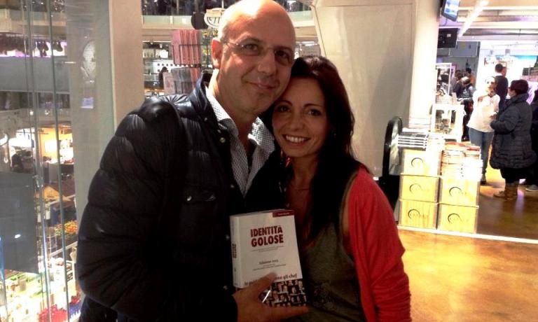CAMPANIA FELIX. Franco Pepe and Marianna Vitale, here in a photo taken last November in Milan, both of them will be among the protagonists of Identità Milano: Pepe with pizza, Vitale with pasta