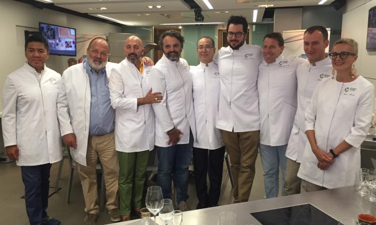 Some of the participants in the Future Food Lab. The workshop held last Monday at Arte del Convivio in Milan was dedicated to the leading products of the Japanese prefecture of Gunma. Left to right: Nobuya Niimori, Paolo Marchi, Andrea Ribaldone, Marco Stabile, Hideaki Mashimo, Fabrizio Ferrari, Terry Giacomello, Luca De Santi and Anna Meroni. The Italian chefs learnt the secrets of Wagyu beef and Konjac root which they’ll use to make a dinner for industry professionals to be held on 9th November, also at Arte del Convivio